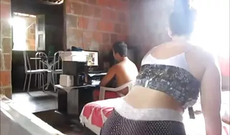 Mature woman kissed big aunty sex his feet.