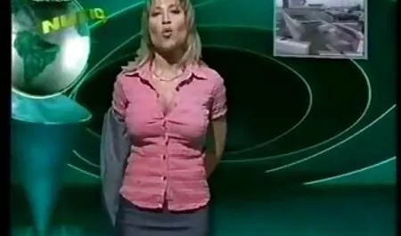 The child was wearing a white shirt in this country is not a piece of cloth to cover himself in front of the lens massage xxx video