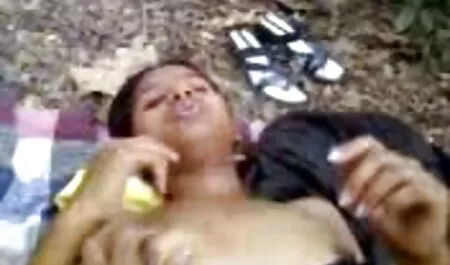 Three Lesbian have fun and hot rashi khanna xxx sex