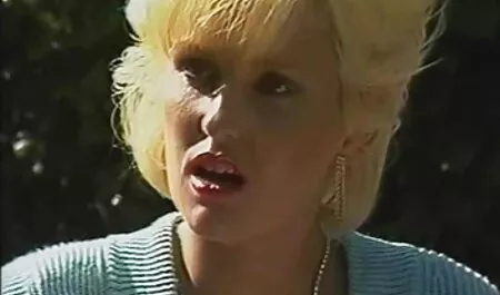Women dominate a slave to mock him screaming in pain free hd porn