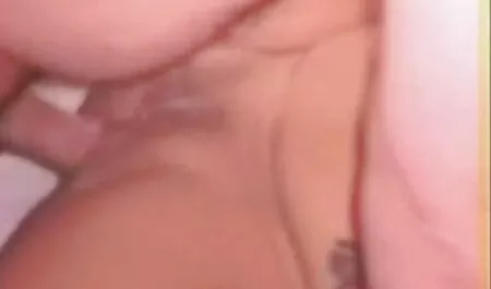 Asian girls in swimming pool attracts attention xxnxxcom with her new lover