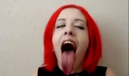 Italian real xnxxzoo passion-girl skillfully jerking male penis