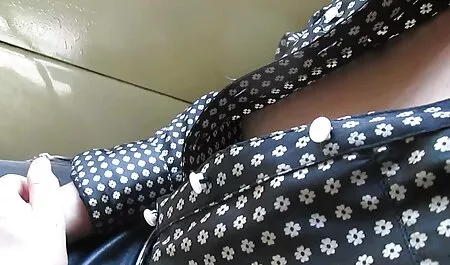 Young whore masturbate penis strength in gloves and for a blowjob outdoors freeporn