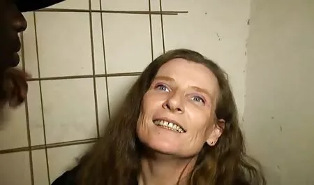 Blonde conversations with desi aunty sex video Chaturbate users